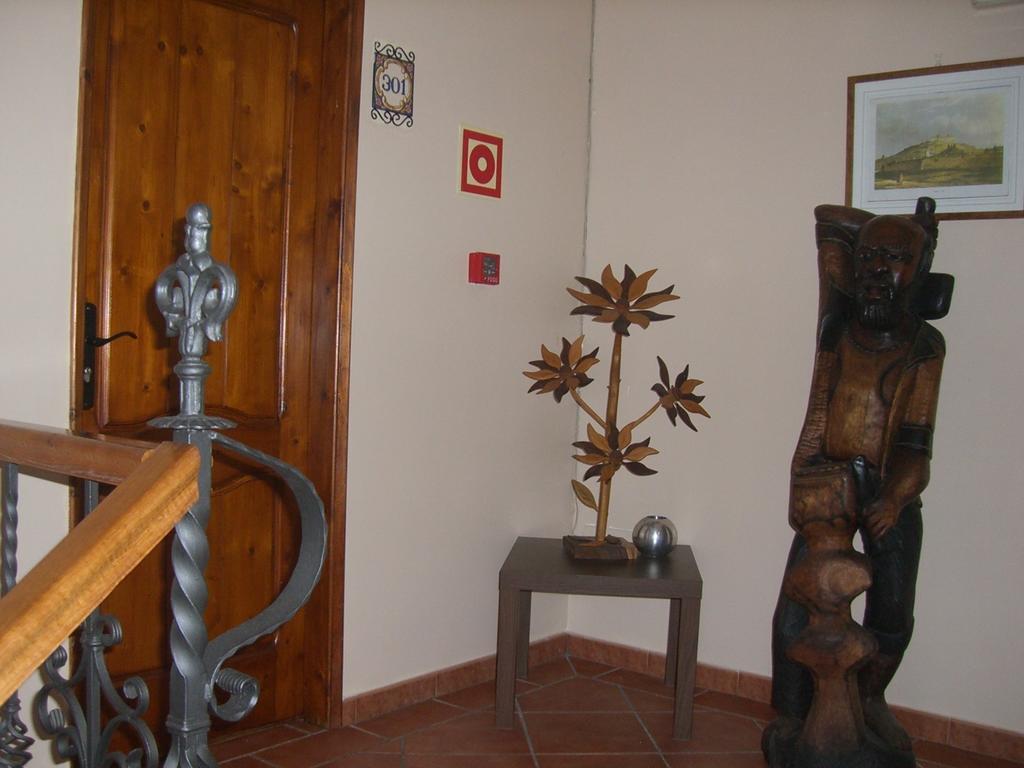 Hotel O Gadanha Estremoz Exteriér fotografie
